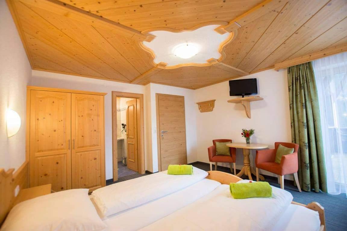 Hotel Haus Alblitt à Kappl  Extérieur photo