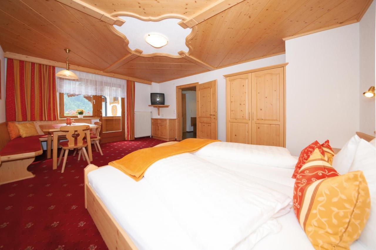 Hotel Haus Alblitt à Kappl  Extérieur photo
